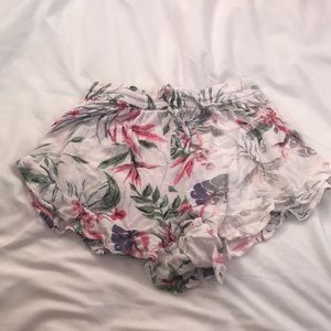 White floral H&M shorts